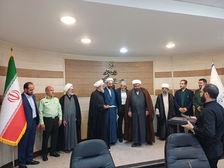 تصاویر/آیین تکریم و معارفه امام جمعه شهرستان زرندیه