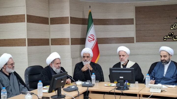 تصاویر/آیین تکریم و معارفه امام جمعه شهرستان زرندیه