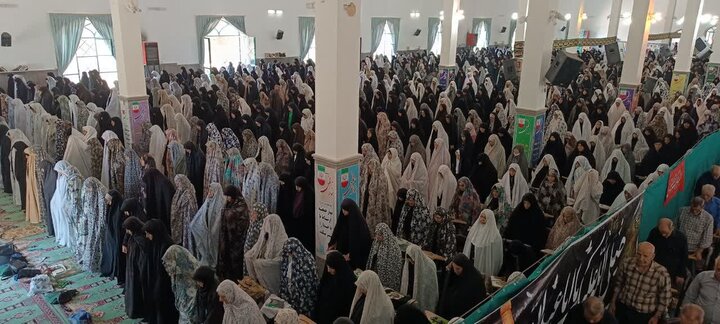 تصاویر/اقامه نماز عبادی سیاسی جمعه در ساوه