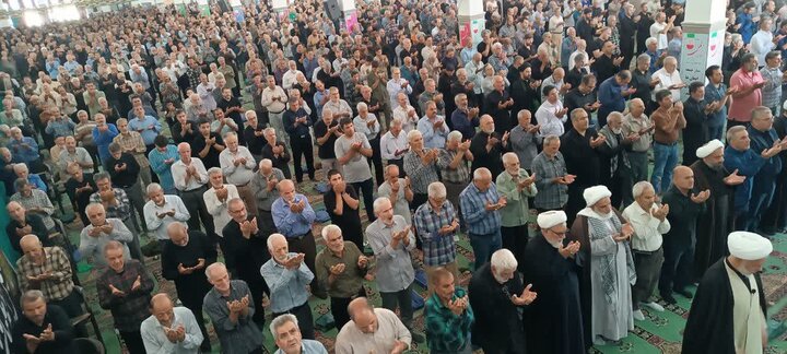 تصاویر/اقامه نماز عبادی سیاسی جمعه در ساوه