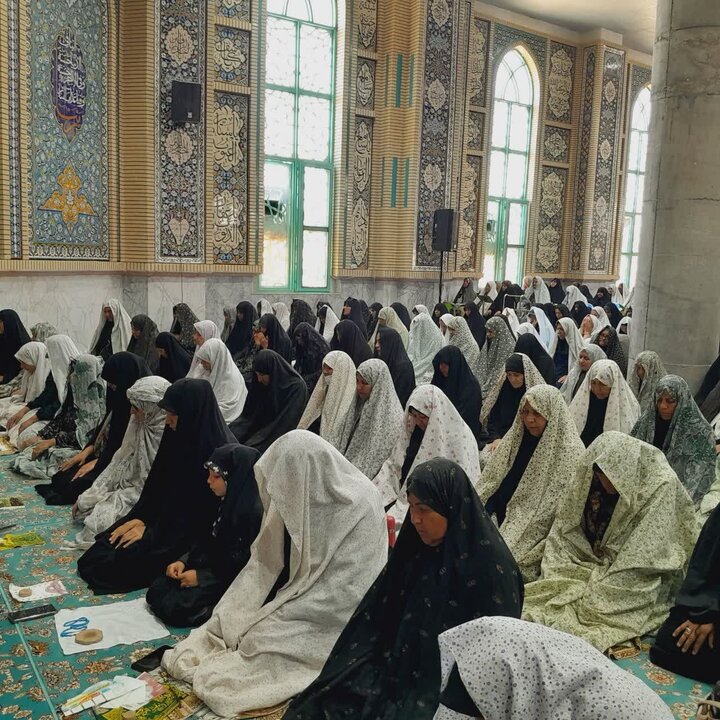 تصاویر/ اقامه نمازجمعه شهر بردسیر