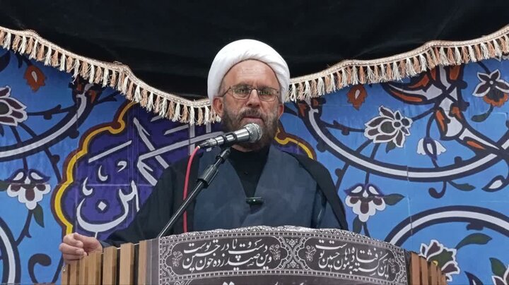 تصاویر/ اقامه نمازجمعه شهر بردسیر