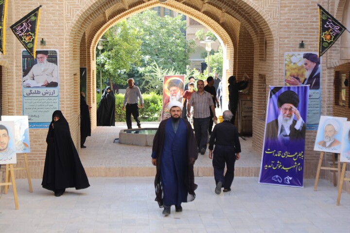 تصاویر/ سومین روز از مراسم هفتم رهبر شهید امت در حوزه علمیه یزد برگزار شد