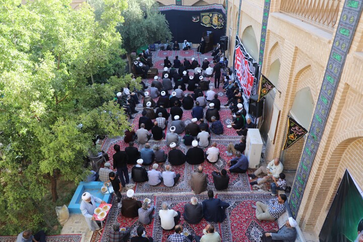 تصاویر/ سومین روز از مراسم هفتم رهبر شهید امت در حوزه علمیه یزد برگزار شد