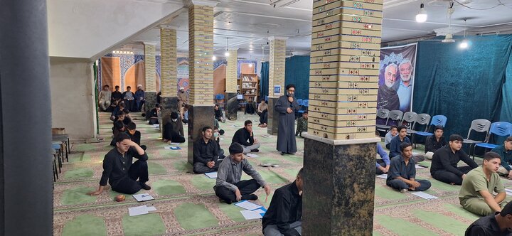 گزارش تصویری/ رقابت پرشور داوطلبان در آزمون ورودی حوزه‌ علمیه کهگیلویه و بویراحمد