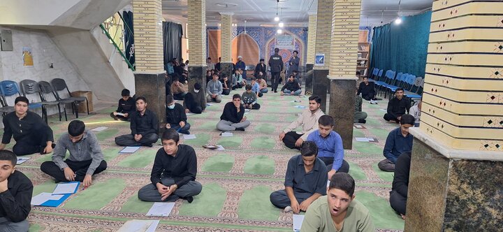 گزارش تصویری/ رقابت پرشور داوطلبان در آزمون ورودی حوزه‌ علمیه کهگیلویه و بویراحمد