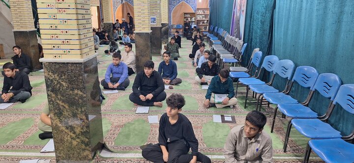 گزارش تصویری/ رقابت پرشور داوطلبان در آزمون ورودی حوزه‌ علمیه کهگیلویه و بویراحمد
