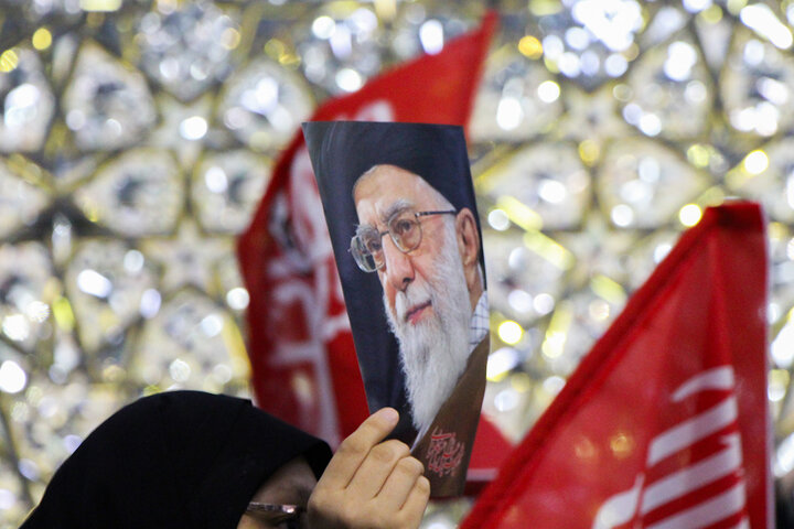 عزاداری بانوان افغانستانی برای قائد شهید امت در حرم بانوی کرامت
