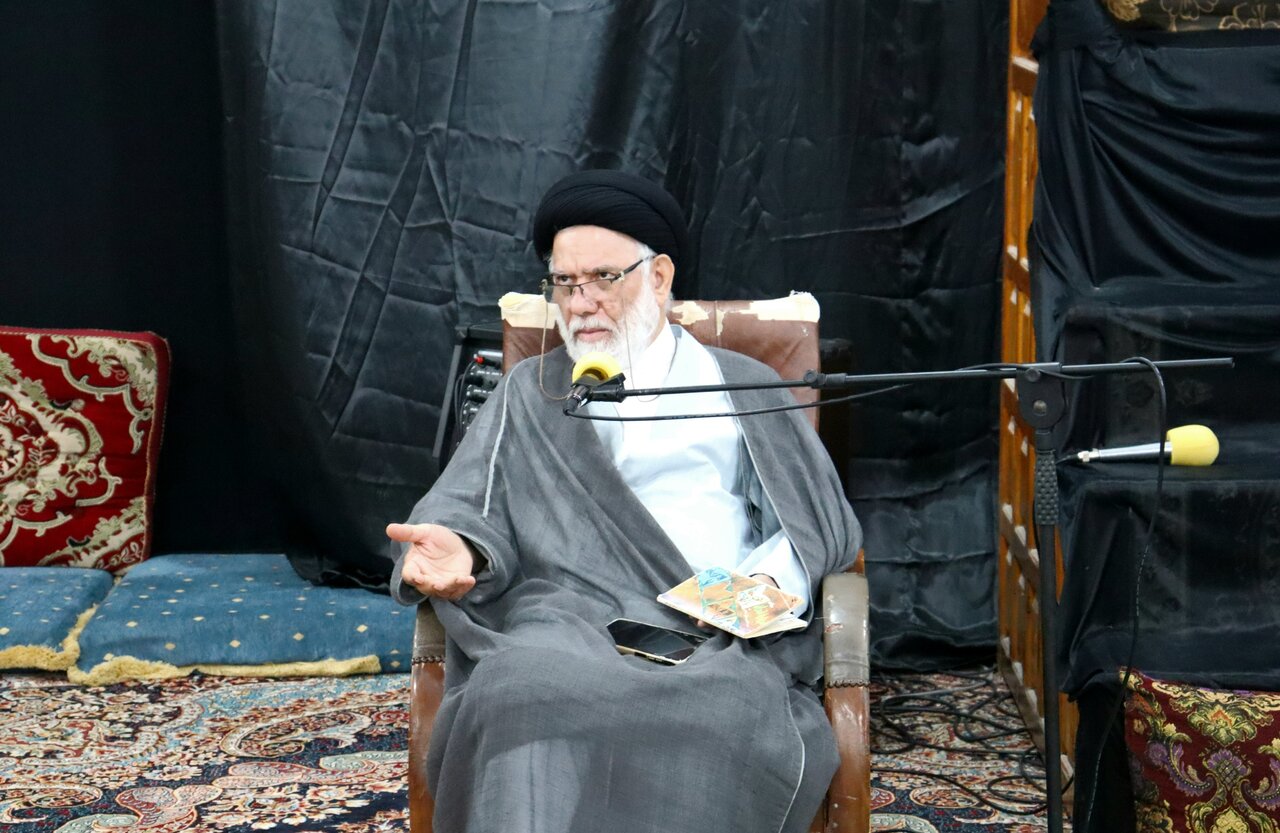 درخواست امام جمعه دیّر از مسئولان برای تسهیل حضور مردم در نمازجمعه درخواست امام جمعه دیّر از مسئولان برای تسهیل حضور مردم در نمازجمعه