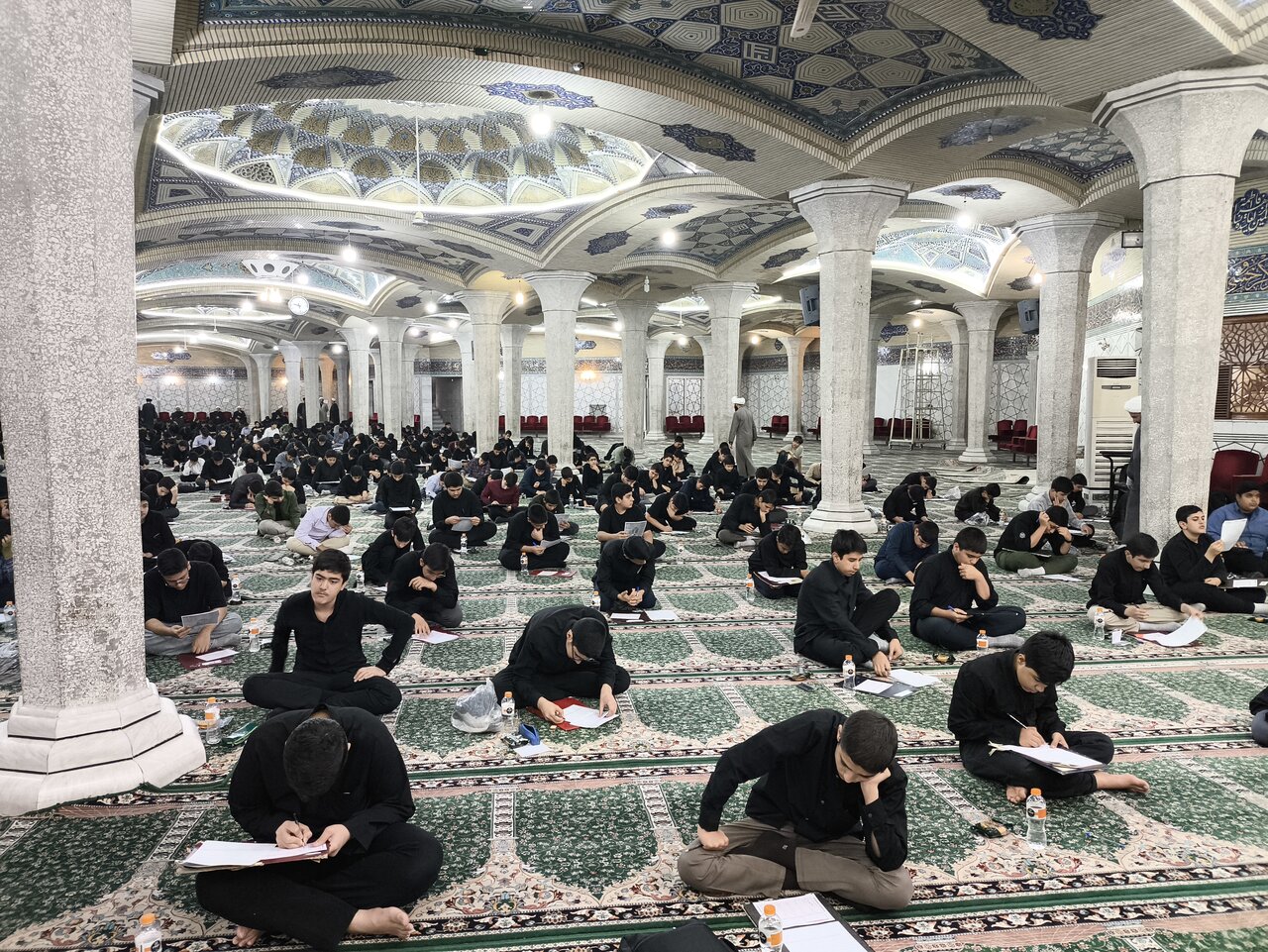 آزمون ورودی حوزه علمیه قم برگزار شد