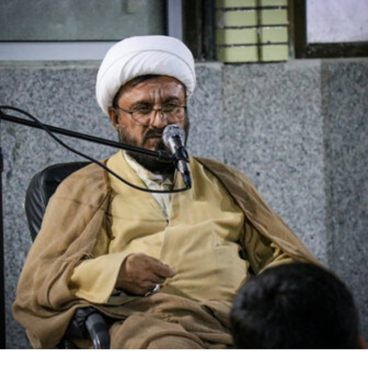 نگاه به غرب برای تأمین معیشت، خطای راهبردی است