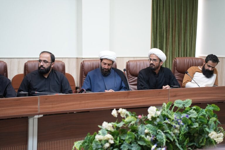 بررسی پیوند «مقاومت و الهیات رهایی‌بخش» با حضور اندیشمند اسپانیایی در دانشگاه باقرالعلوم(ع)