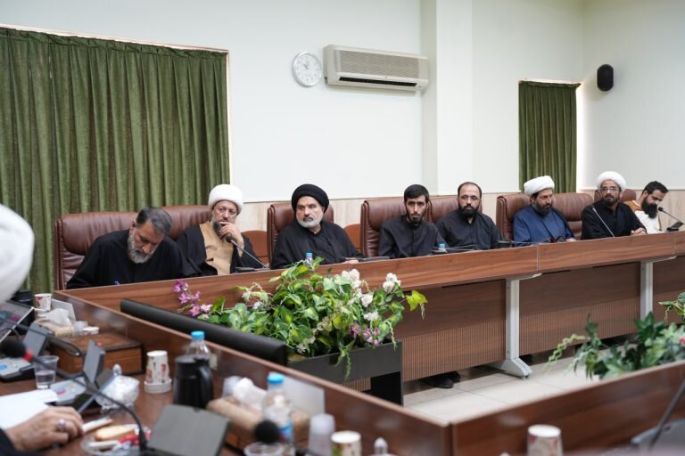 بررسی پیوند «مقاومت و الهیات رهایی‌بخش» با حضور اندیشمند اسپانیایی در دانشگاه باقرالعلوم(ع)