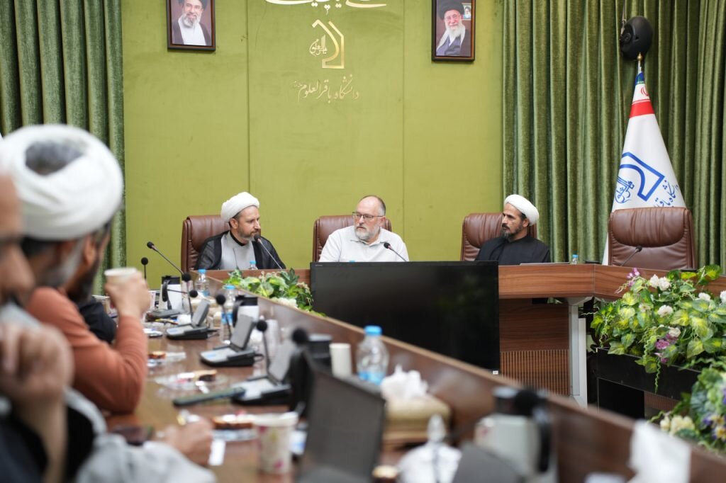 بررسی پیوند «مقاومت و الهیات رهایی‌بخش» با حضور اندیشمند اسپانیایی در دانشگاه باقرالعلوم(ع)