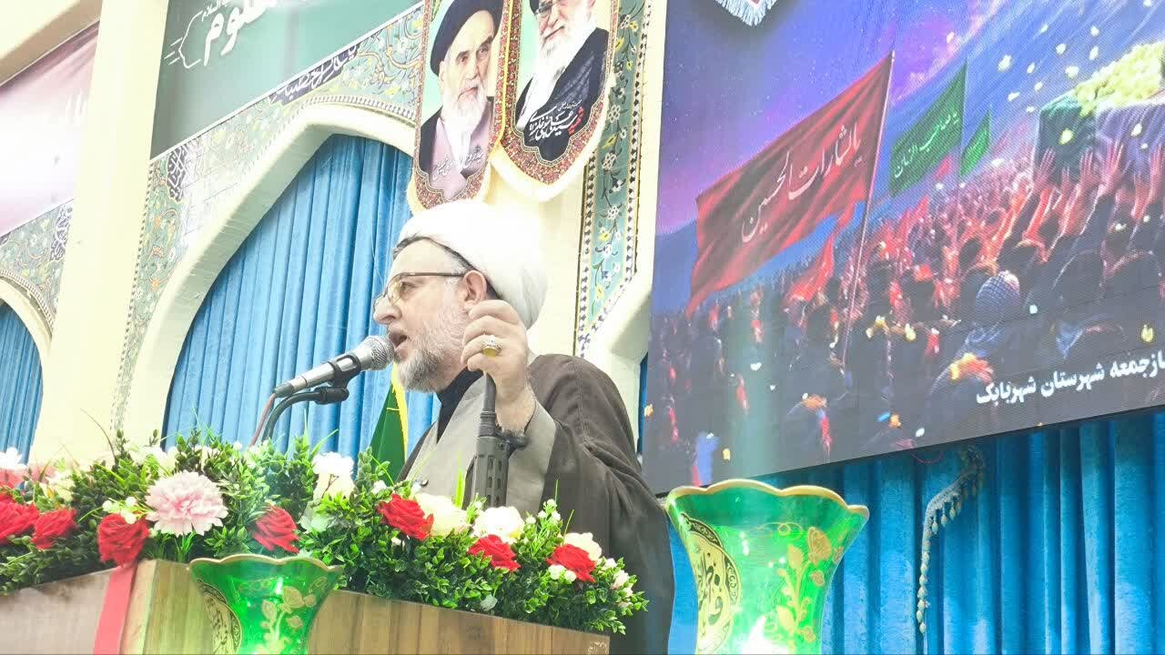 نیروهای مسلح با شجاعت در میدان دفاع از کشور ایستاده‌اند
