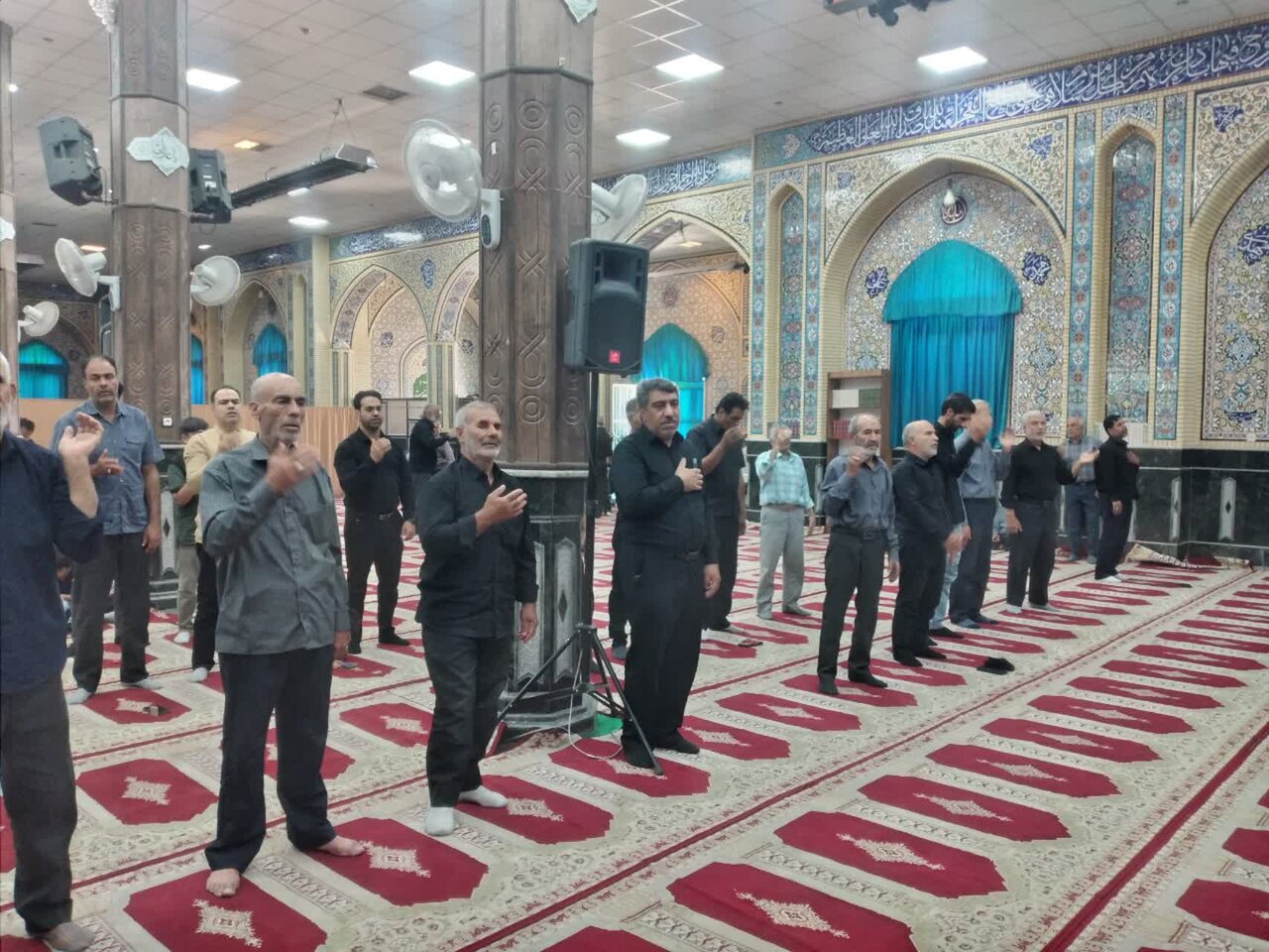 تصاویر/ اقامه نمازجمعه شهر باغین