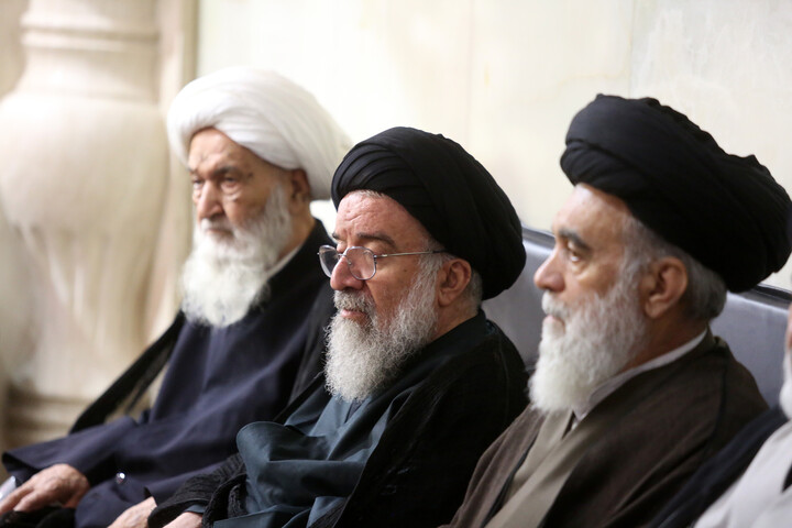 تصاویر/ مراسم گرامیداشت قائد شهید امت از سوی آیت الله العظمی سبحانی در حرم مطهر حضرت معصومه (س)