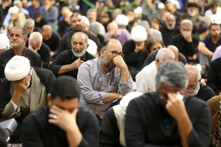 تصاویر/ مراسم گرامیداشت قائد شهید امت از سوی آیت الله العظمی سبحانی در حرم مطهر حضرت معصومه (س)