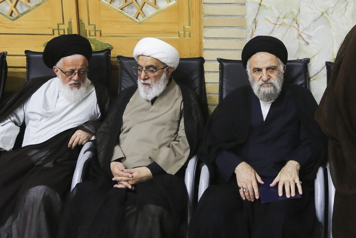 تصاویر/ مراسم گرامیداشت قائد شهید امت از سوی آیت الله العظمی سبحانی در حرم مطهر حضرت معصومه (س)