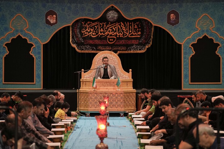 تصاویر/  محفل قرآنی یادبود آقای شهید ایران در مسجد مقدس جمکران