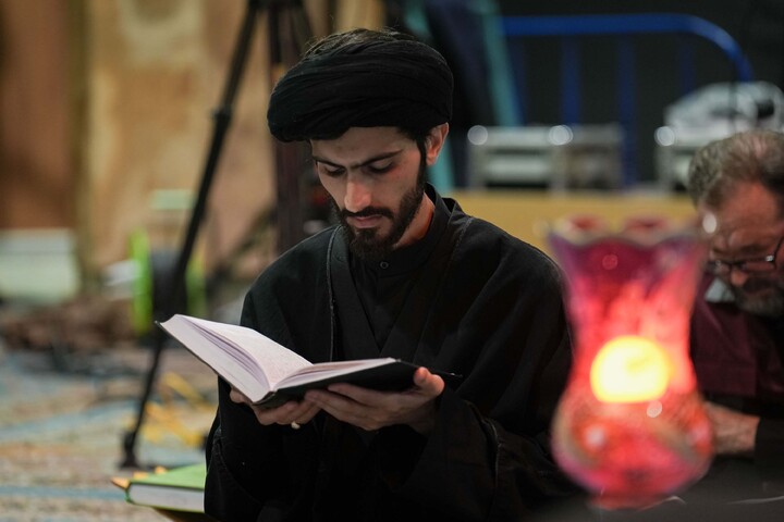 تصاویر/  محفل قرآنی یادبود آقای شهید ایران در مسجد مقدس جمکران