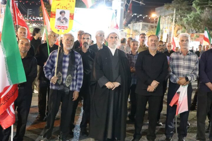تصاویر / بیعت با رهبر شهید انقلاب اسلامی مردم بویین زهرا در ایستگاه صد وسی و نهم -عکس - خانم جوشقانی