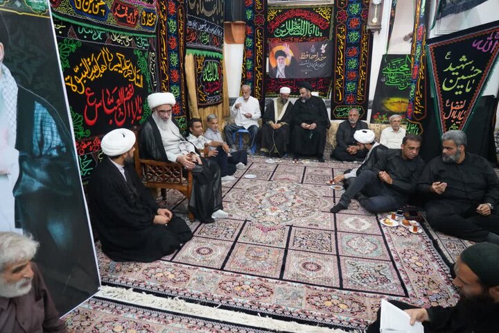 تصاوبر/ مراسم یادبود امام شهید در مسجد شیخ سعدون بوشهر