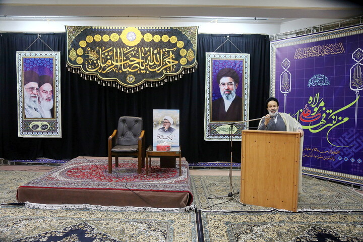 تصاویر/ مراسم یادبود مرحوم حجت‌الاسلام دکتر فارمی عبدالحکیم دبیر بخش فیلیپینی خبرگزاری ابنا