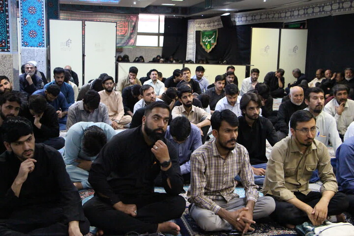 تصاویر |مراسم بزرگداشت رهبر شهید انقلاب در جامعه المصطفی واحد اصفهان