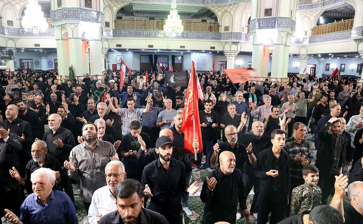 تصاویر/  مراسم گرامیداشت رهبر شهید در حرم حضرت عبدالعظیم(ع)