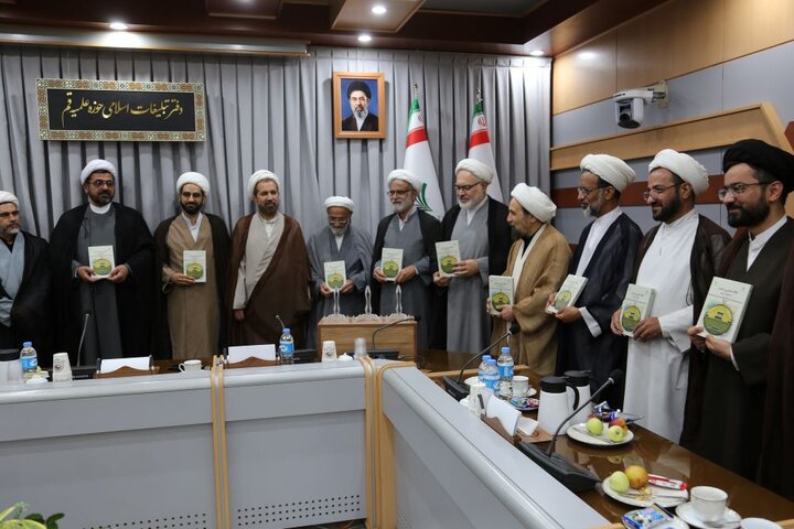 گزارش تصویری/ آیین رونمایی کتاب «نظام سیاسی و دولت در قرآن کریم» به قلم حجت الاسلام نجف لکزایی