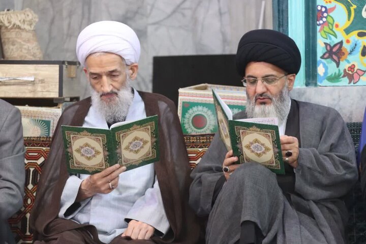 تصاویر/  بزرگداشت رهبر شهید انقلاب در روستای آزادبن پهناب جویبار با حضور نماینده ولی فقیه در استان