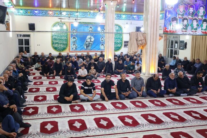 تصاویر/  بزرگداشت رهبر شهید انقلاب در روستای آزادبن پهناب جویبار با حضور نماینده ولی فقیه در استان