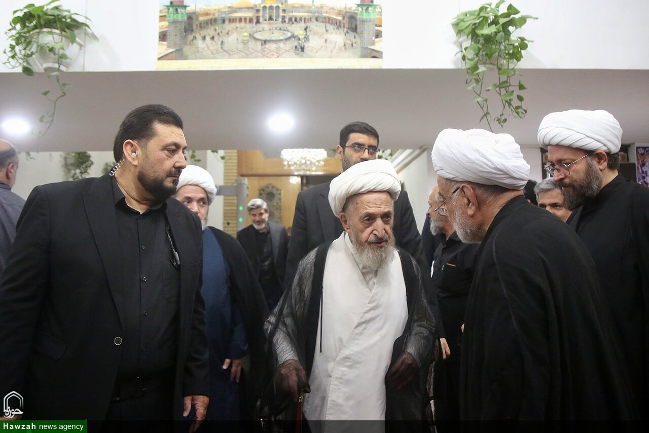 تصاویر/ مراسم گرامیداشت قائد شهید امت از سوی آیت الله العظمی سبحانی در حرم مطهر حضرت معصومه (س)