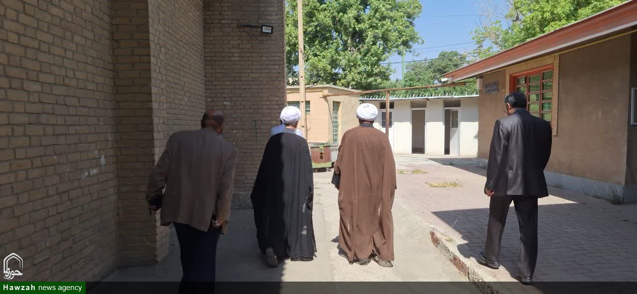 مظاهری