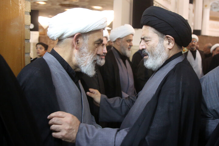 Cerimonia commemorativa del Leader della Comunità, il martire Imam Khamenei, organizzata dagli enti internazionali del seminario
