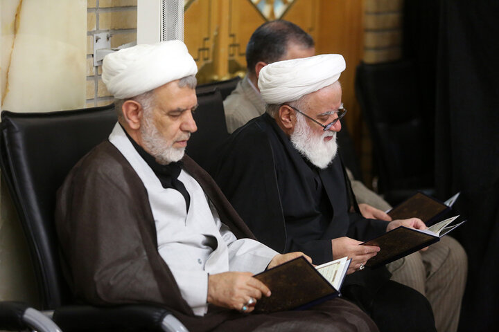 Cerimonia commemorativa del Leader della Comunità, il martire Imam Khamenei, organizzata dagli enti internazionali del seminario