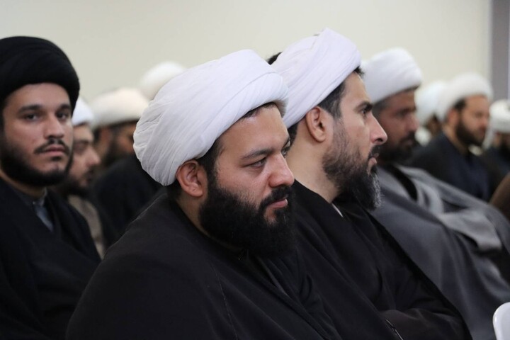نشست ویژه ائمه جماعات، مبلغین و روحانیون اهواز