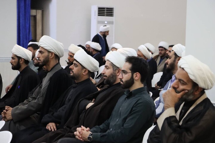 نشست ویژه ائمه جماعات، مبلغین و روحانیون اهواز