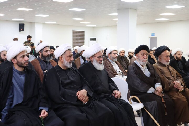 نشست ویژه ائمه جماعات، مبلغین و روحانیون اهواز