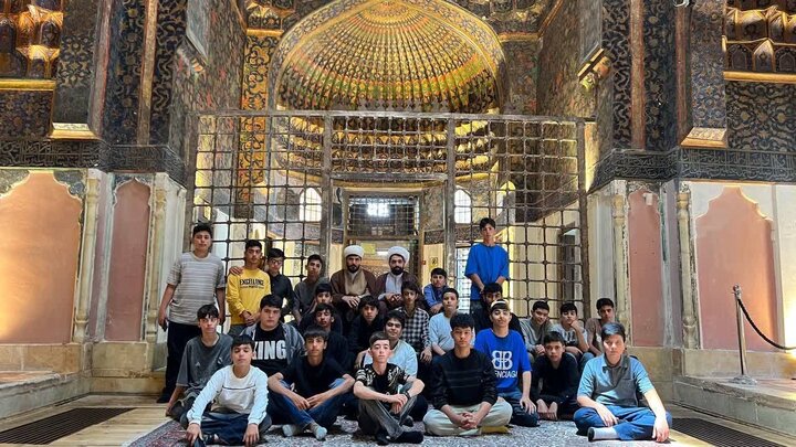 تصاویر/ اردوی فرهنگی طلاب جدید الورود مدرسه علمیه امام محمد باقر (ع) در اردبیل