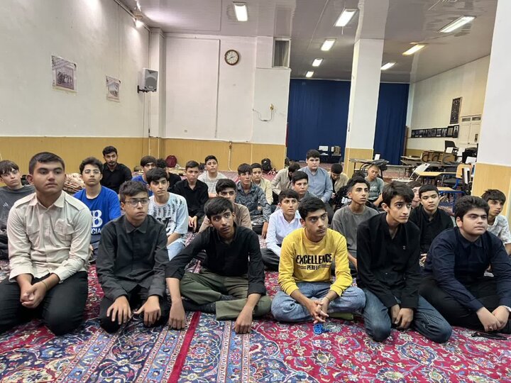 تصاویر/ اردوی فرهنگی طلاب جدید الورود مدرسه علمیه امام محمد باقر (ع) در اردبیل