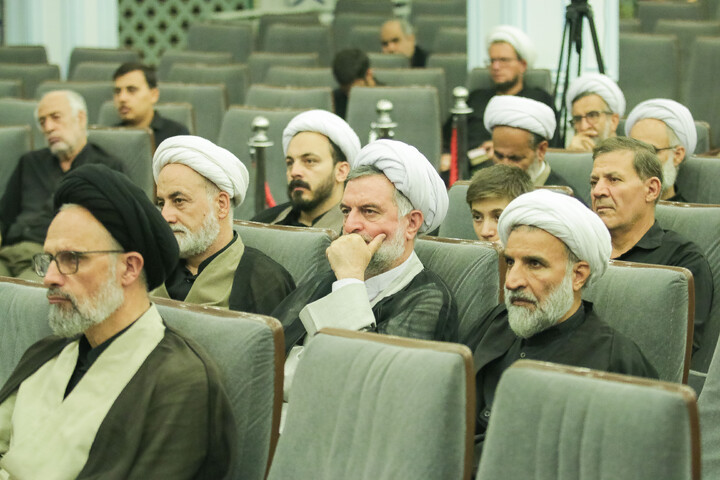 تصاویر/ مراسم عزاداری به مناسبت بزرگداشت رهبر شهید در مؤسسه آموزشی و پژوهشی امام خمینی ره در قم