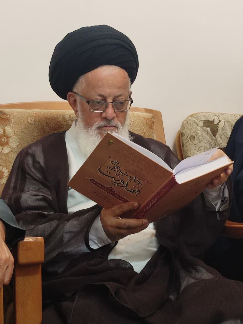 تبیین مهدویت اصیل در اربعین باید در چارچوب اندیشه امامین انقلاب دنبال شود/ایران و عراق از یکدیگر جداییناپذیر هستند