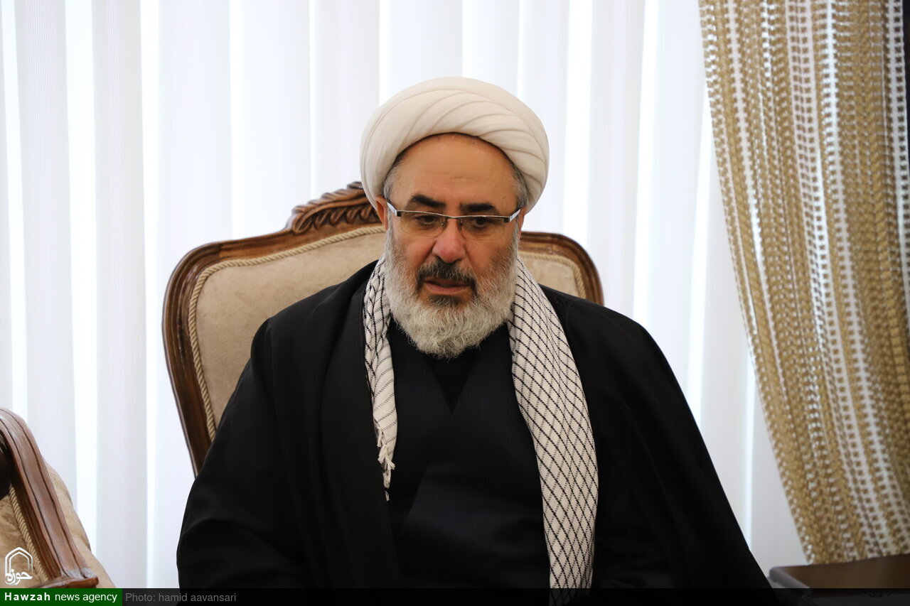 میراث شهید رئیسی؛ پاسداری از مکتبی که میلیونها قلب را متحد کرد میراث شهید رئیسی؛ پاسداری از مکتبی که میلیونها قلب را متحد کرد