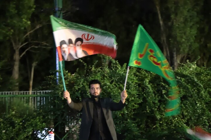 تصاویر/ اجتماع شبانه موکب مدرسه علمیه ولیعصر(عج)تبریز