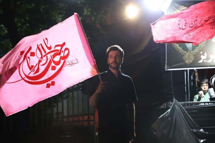 تصاویر/ اجتماع شبانه موکب مدرسه علمیه ولیعصر(عج)تبریز