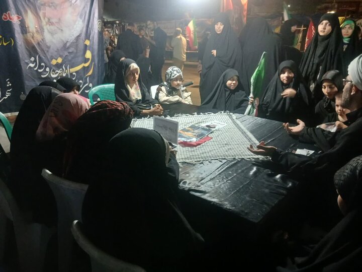 تصاویر/برپایی کافه گفتگو دختران توسط مبلغین مدرسه علمیه فاطمه‌الزهرا اراک