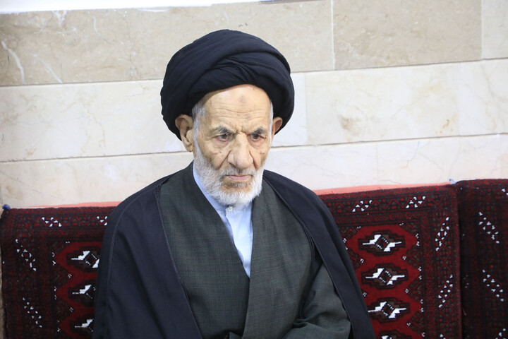 دیدار طلاب جدیدالورود مدرسه علمیه بیرجند با نماینده ولی فقیه در خراسان جنوبی