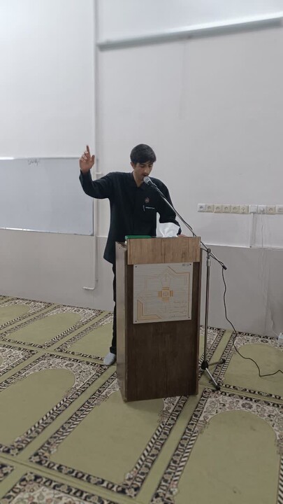 تصاویر /  مراسم بزرگداشت قائد امت اسلام در مدرسه سامن